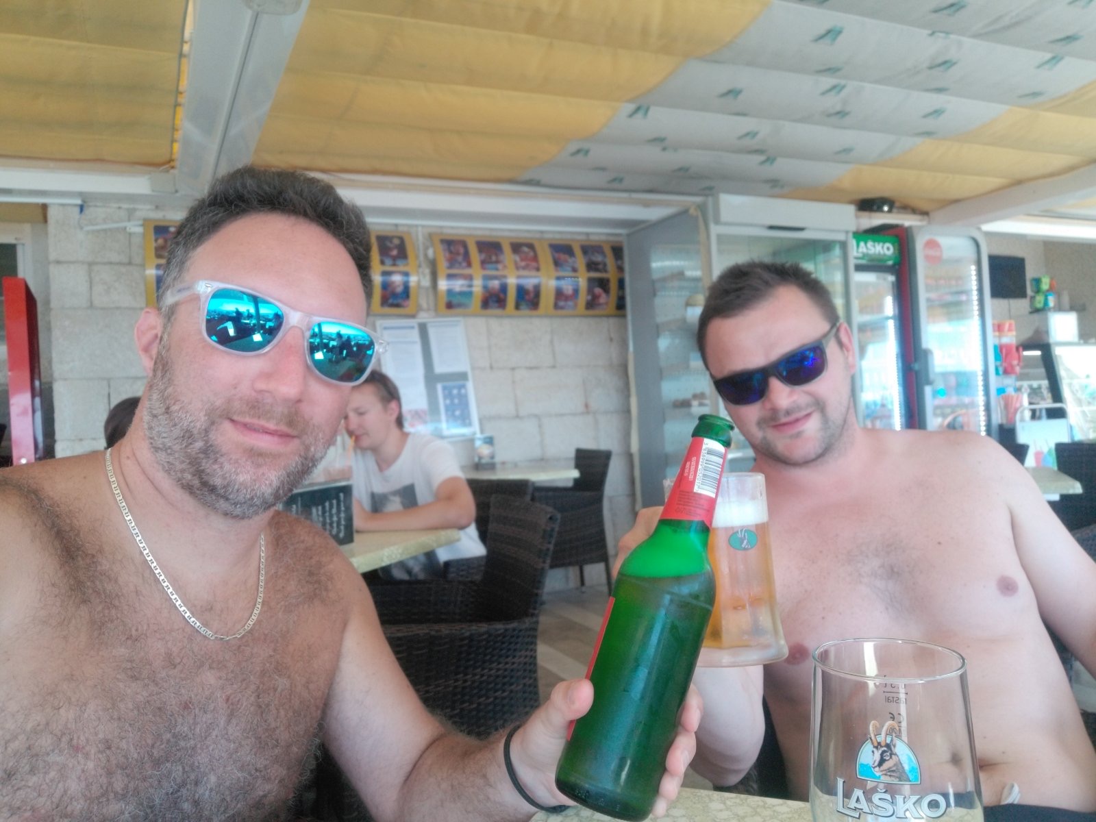 Barifaj se predstavi 40